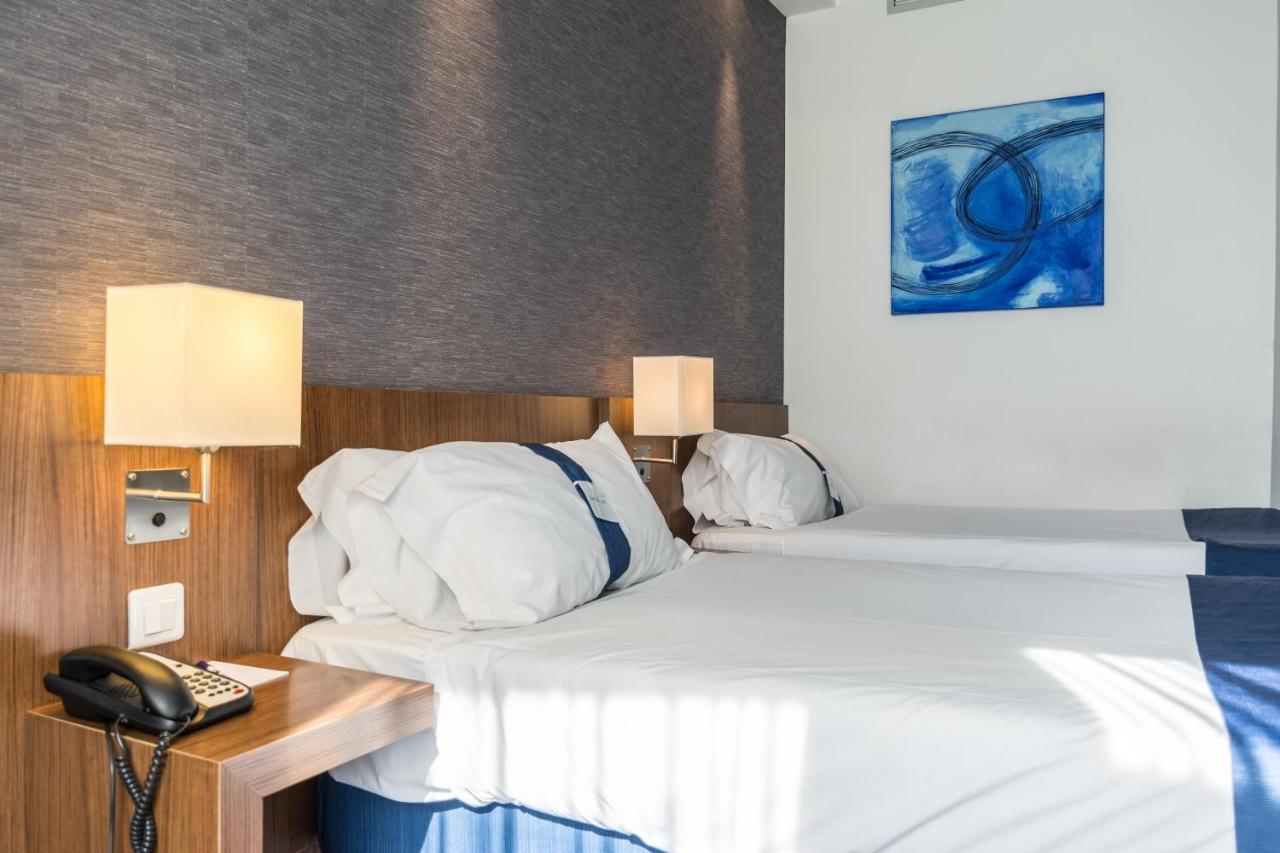 Holiday Inn Express Madrid Leganes By Ihg Exterior foto
