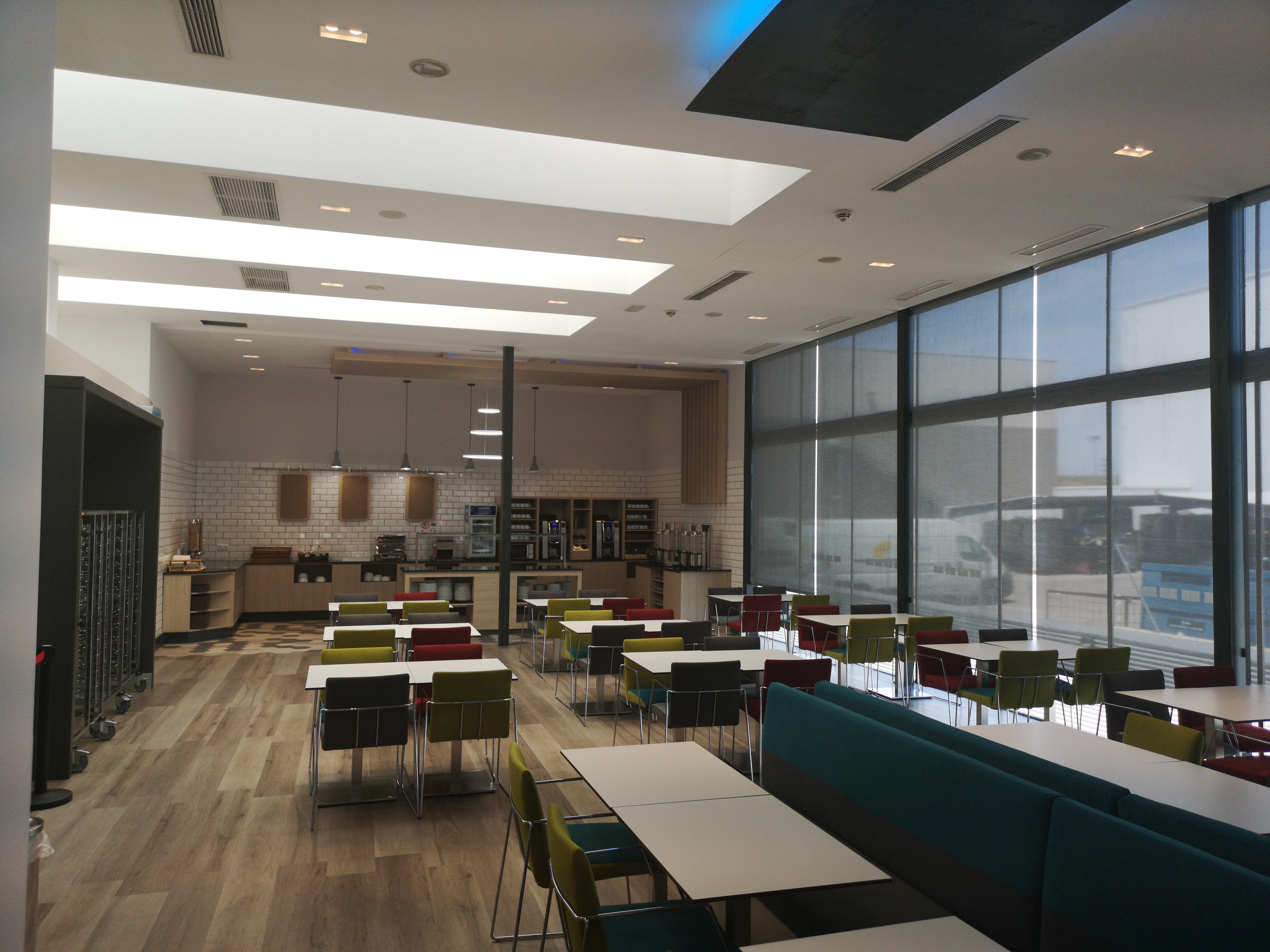Holiday Inn Express Madrid Leganes By Ihg Exterior foto