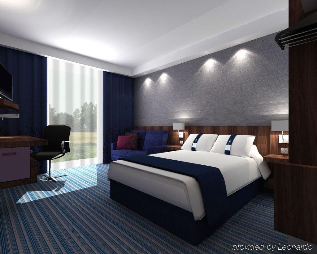 Holiday Inn Express Madrid Leganes By Ihg Exterior foto